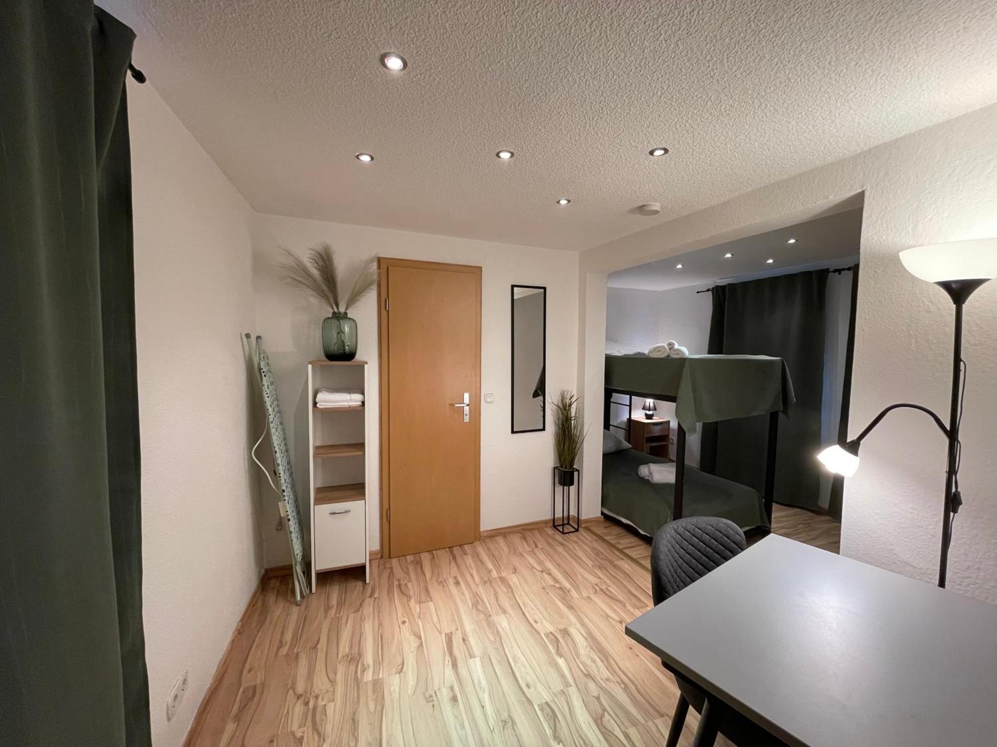 Apartment Violine2 Am Bahnhof-City ไบรอยท์ ภายนอก รูปภาพ